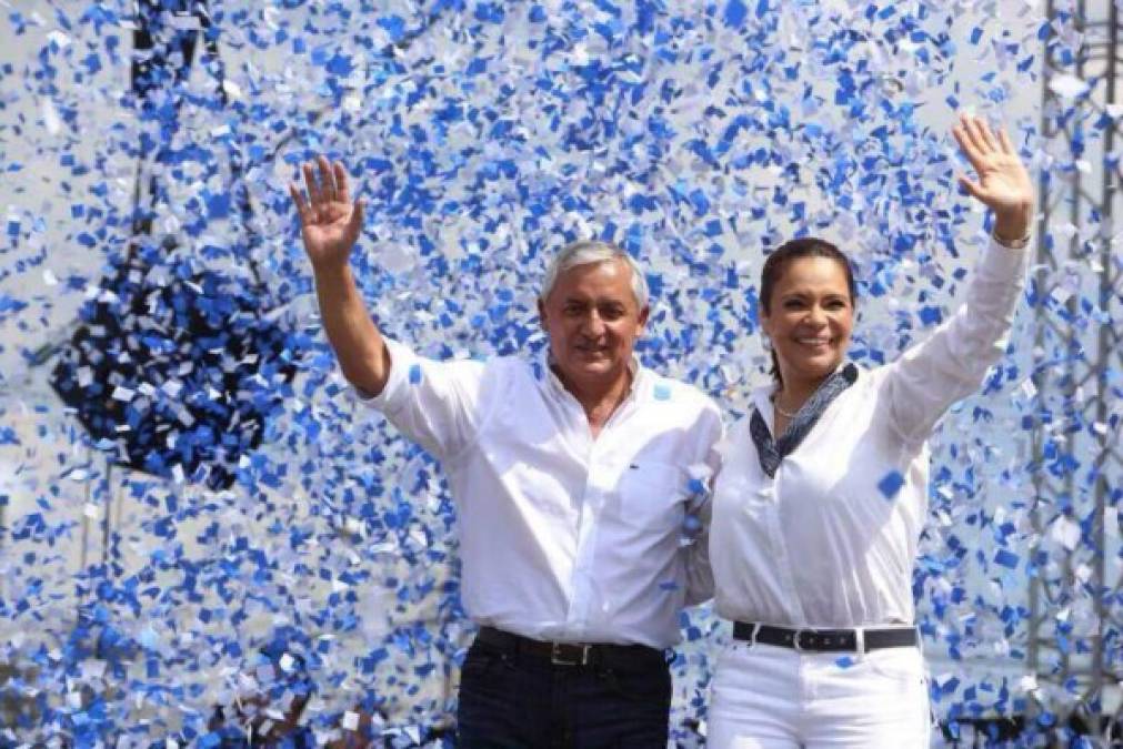 Guatemala: renuncia Baldetti y Otto Pérez asegura es 'por decisión propia'