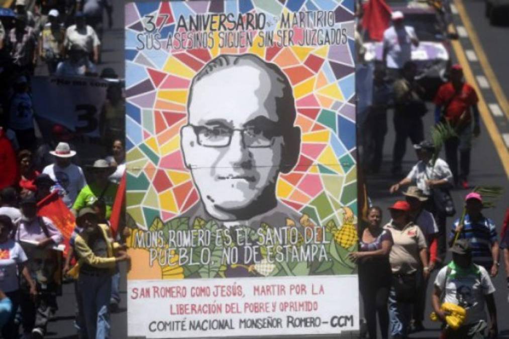 El Salvador: Reabren proceso por asesinato de monseñor Romero