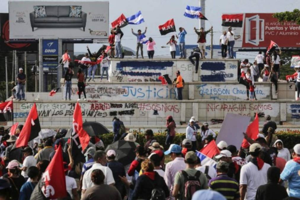 Nicaragua: Managua es estremecida por choques entre parapolicías y opositores