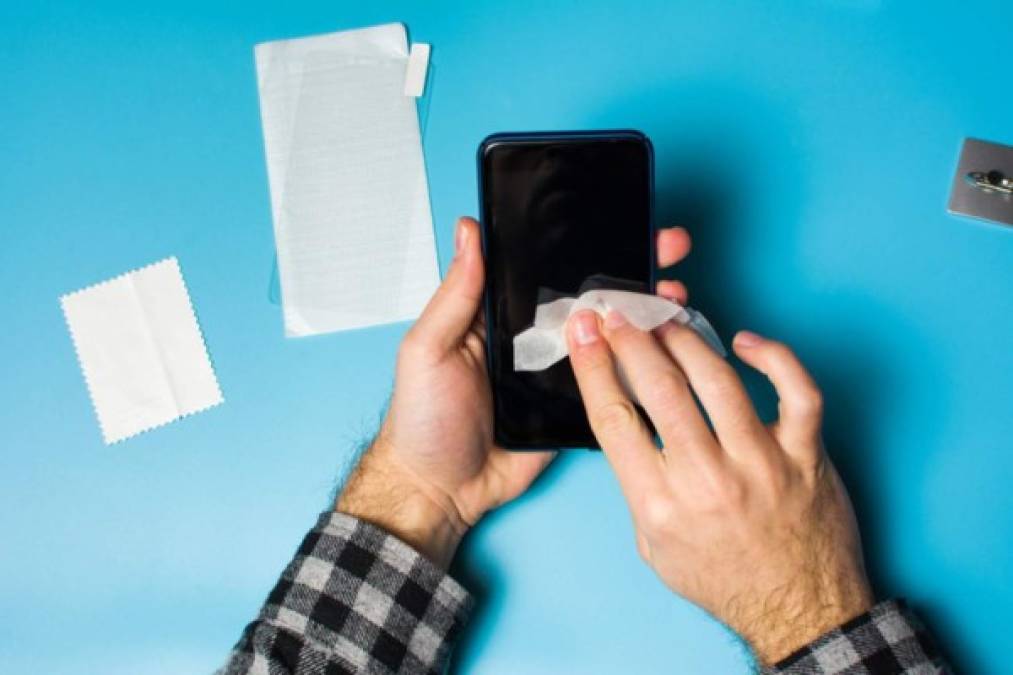 Cómo mantener limpios los smartphones y dispositivos del hogar por Covid-19
