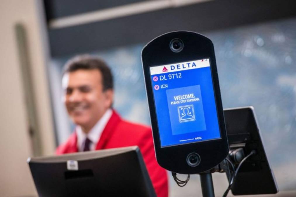Delta inauguró la primera terminal aérea biométrica de EEUU