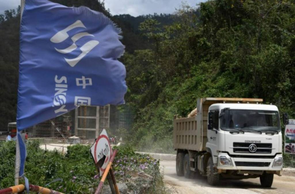 EEUU 'preocupado' por intereses de China en El Salvador