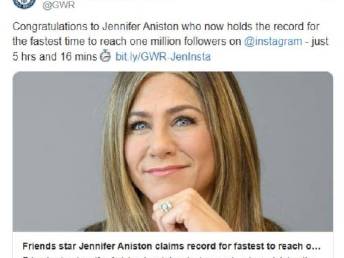 'Felicitaciones a Jennifer Aniston, que ahora tiene el récord para el tiempo más rápido en alcanzar un millón de seguidores en Instagram . Solo 5 horas y 16 minutos', se lee en la cuenta oficial de Twitter de los récords Guinness.
