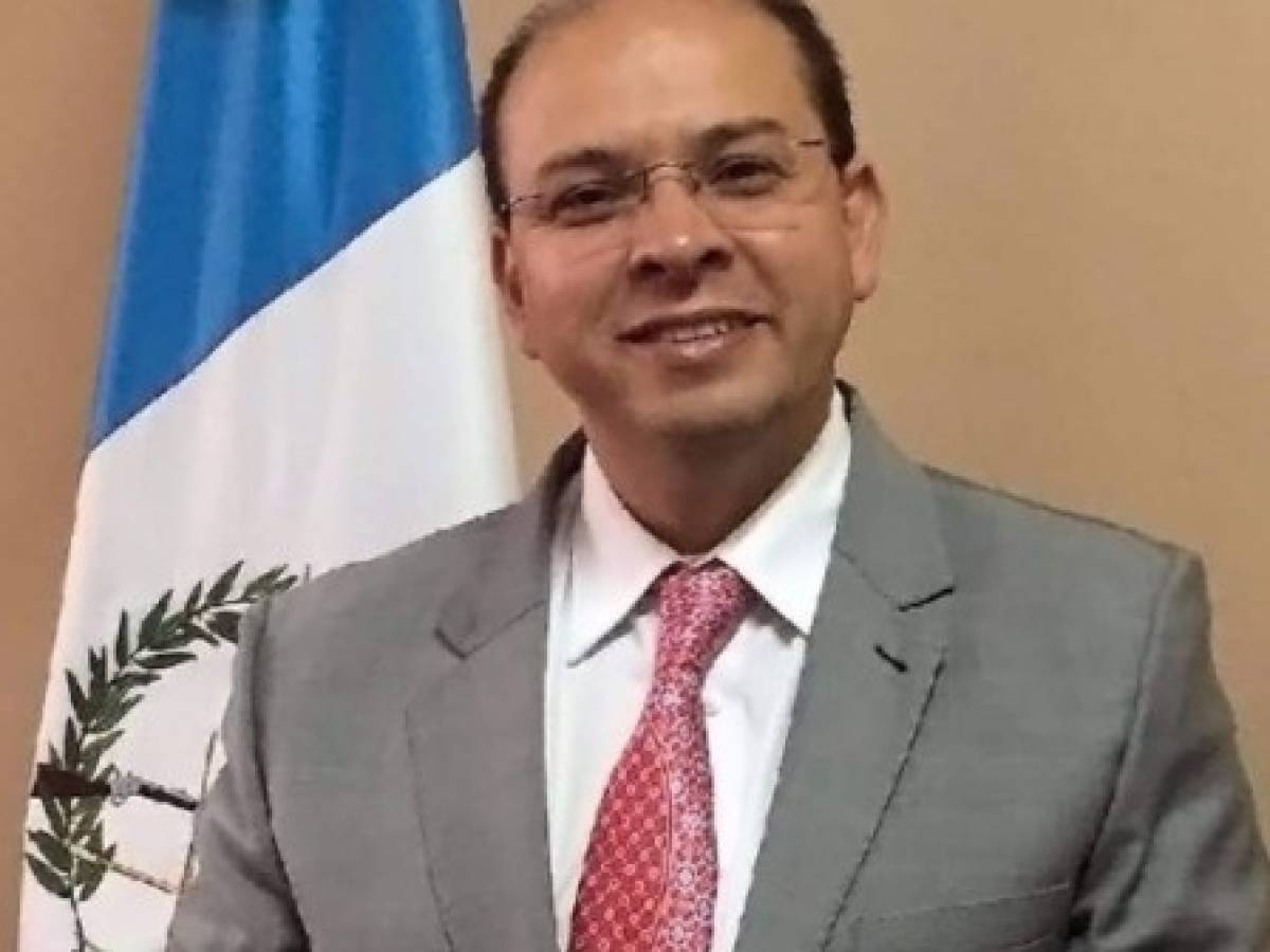 Guatemala: Renuncia secretario privado de Jimmy Morales
