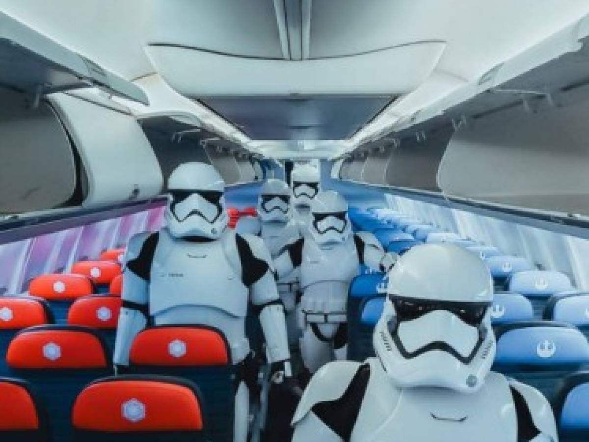 Avión ambientado al estilo 'Star Wars' llegó a Guatemala