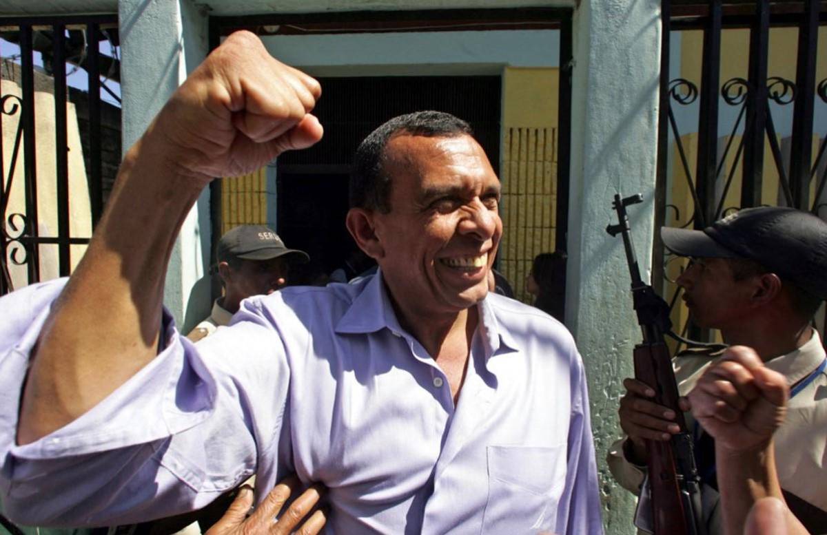 Honduras: sobreseído el caso por corrupción contra expresidente hondureño Lobo