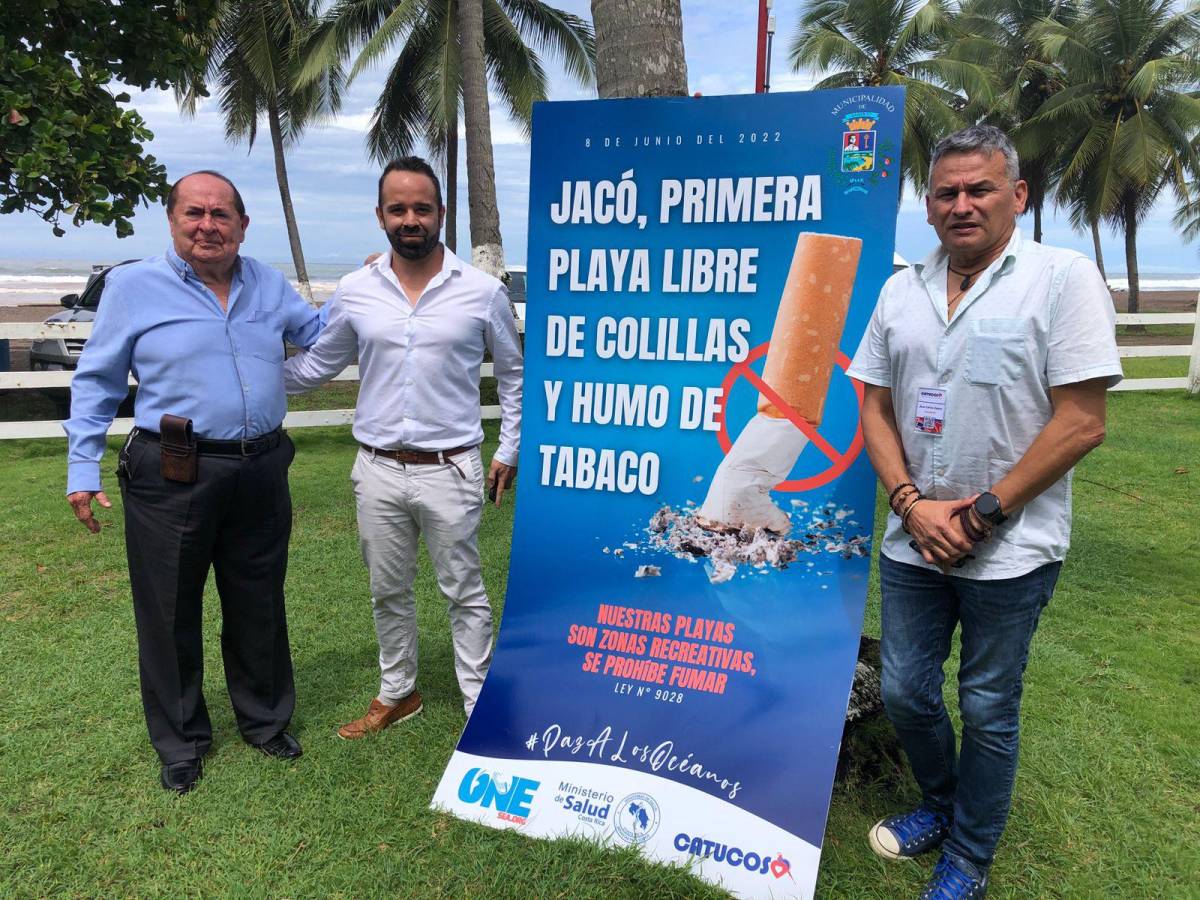 Playa Jacó se convirtió en la primera playa de Costa Rica libre de humo de tabaco Playa Jacó se convirtió en la primera playa de Costa Rica libre de humo de tabaco