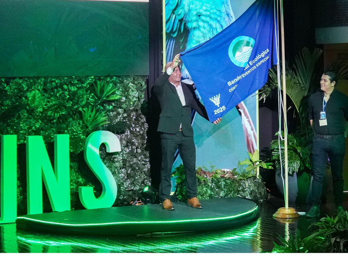 El evento fue galardonado con la Bandera Azul Ecológica en la categoría “Eventos Sostenibles”. El evento fue galardonado con la Bandera Azul Ecológica en la categoría “Eventos Sostenibles”.