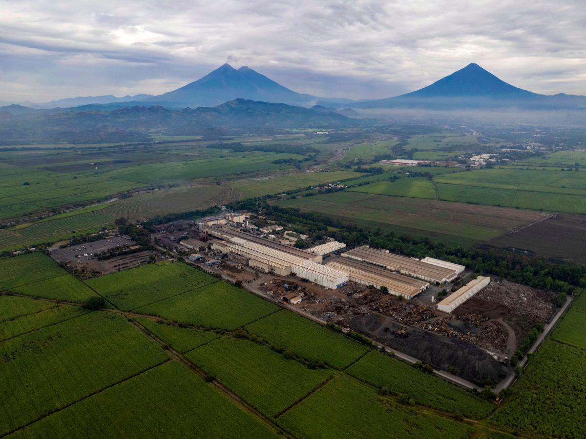 Parque Industrial Sidegua, ubicado en Masagua, Escuintla. Parque Industrial Sidegua, ubicado en Masagua, Escuintla.
