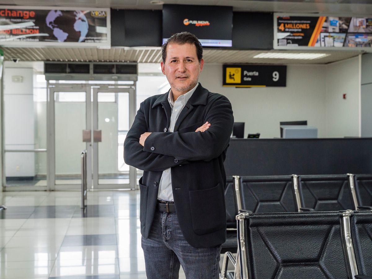 La visión vanguardista de Iván Navarro posiciona a AirSupport como un referente global en servicios aeroportuarios de alta precisión y calidad. La visión vanguardista de Iván Navarro posiciona a AirSupport como un referente global en servicios aeroportuarios de alta precisión y calidad.