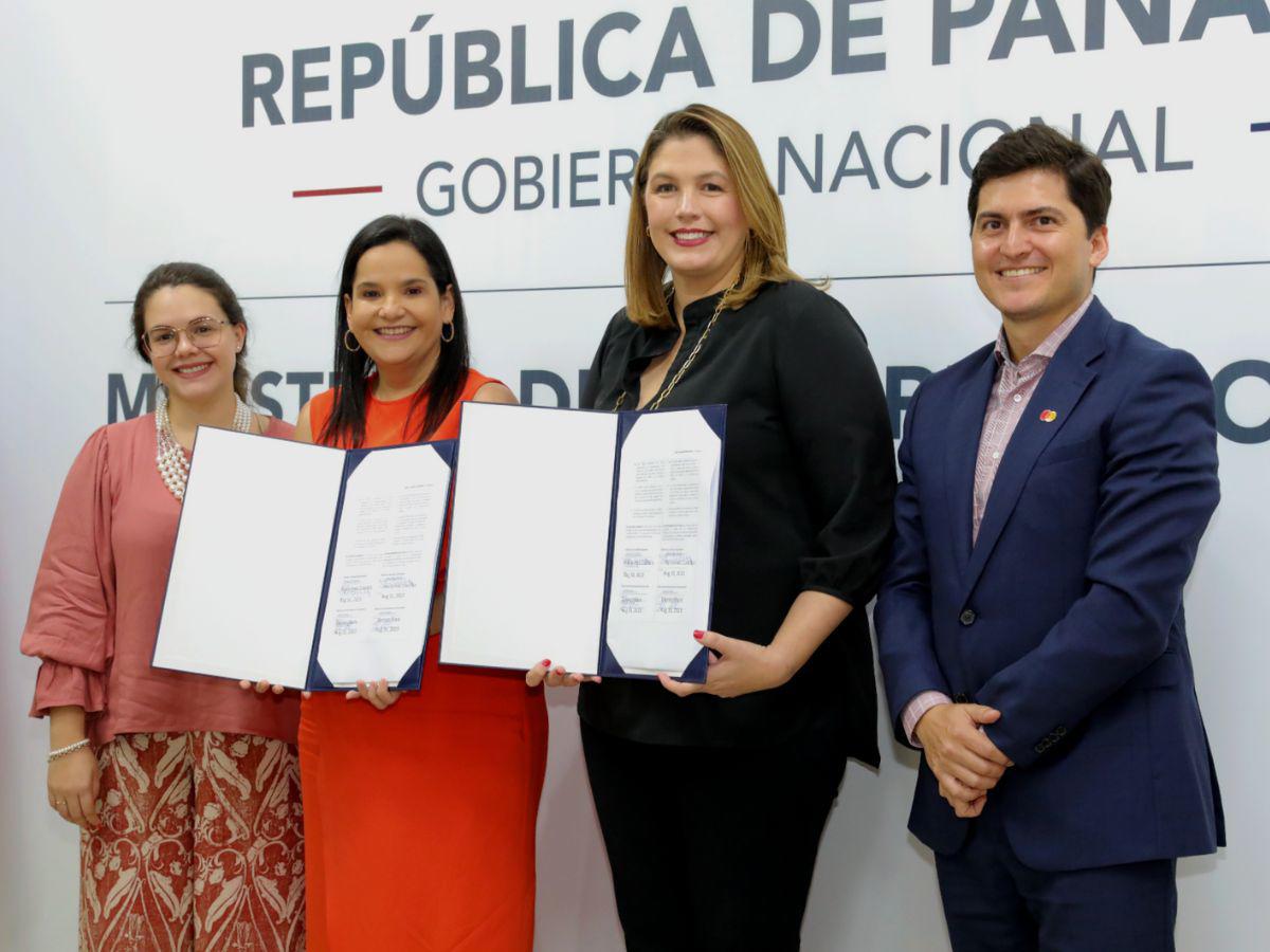 Mastercard potencia las capacidades de las mujeres centroamericanas para alcanzar un futuro más próspero Mastercard potencia las capacidades de las mujeres centroamericanas para alcanzar un futuro más próspero