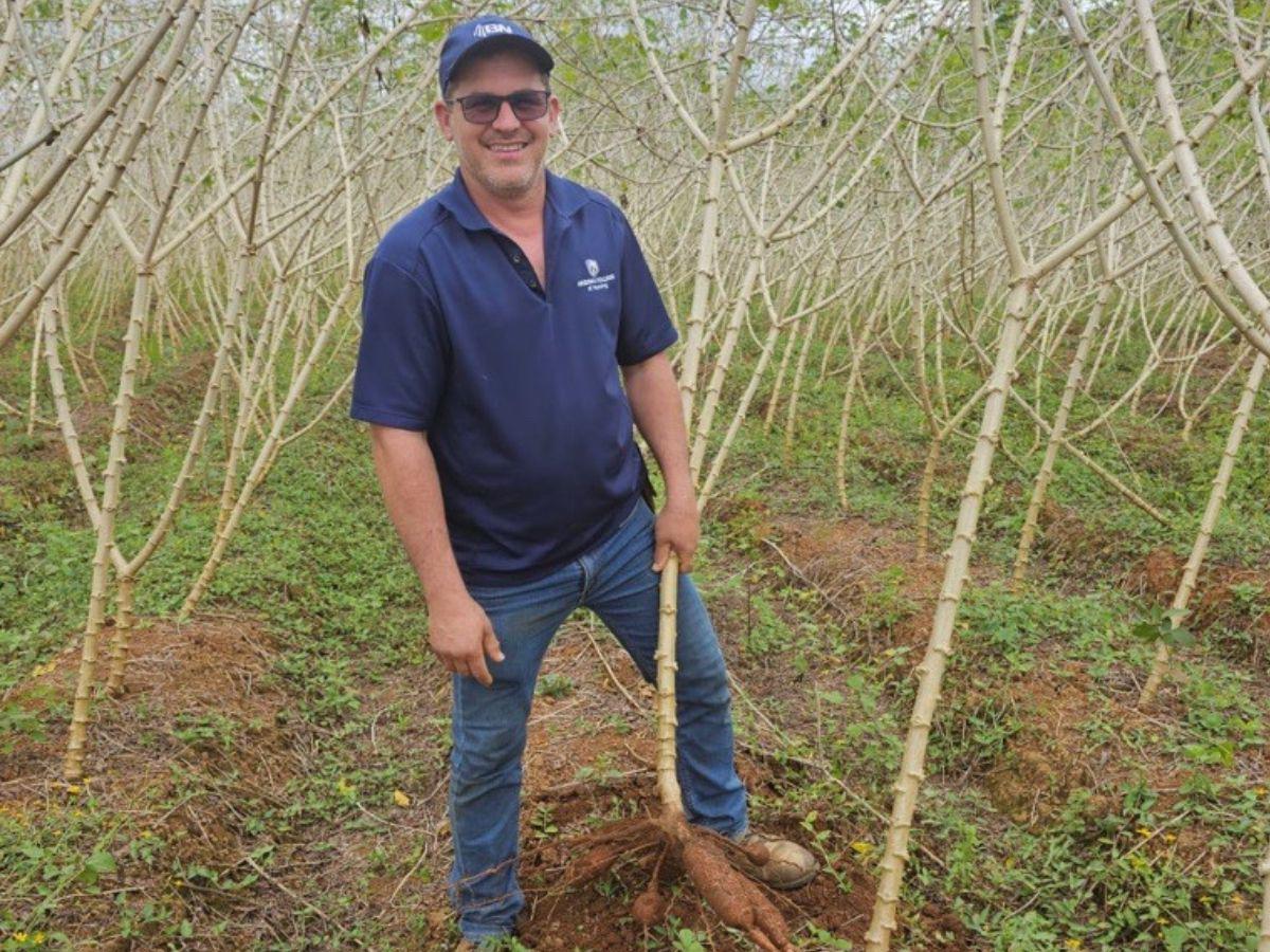 “El BN es mi casa financiera, me ha ayudado a crecer como agricultor y tecnificarme para tener mejores cosechas”, Luis Diego Rojas, agricultor de Los Chiles, Alajuela. “El BN es mi casa financiera, me ha ayudado a crecer como agricultor y tecnificarme para tener mejores cosechas”, Luis Diego Rojas, agricultor de Los Chiles, Alajuela.