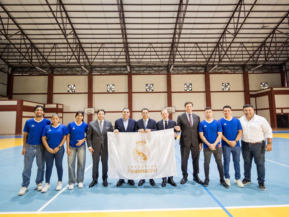 Fundación Real Madrid y Fundación Diunsa inauguran una nueva Escuela Sociodeportiva en San Pedro Sula Fundación Real Madrid y Fundación Diunsa inauguran una nueva Escuela Sociodeportiva en San Pedro Sula