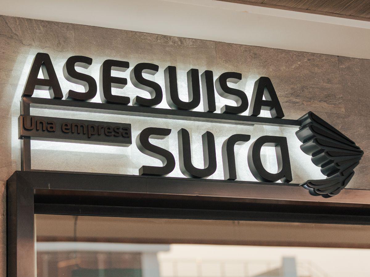 ASESUISA/SURA inaugura nueva sucursal en Colonia Escalón, El Salvador ASESUISA/SURA inaugura nueva sucursal en Colonia Escalón, El Salvador
