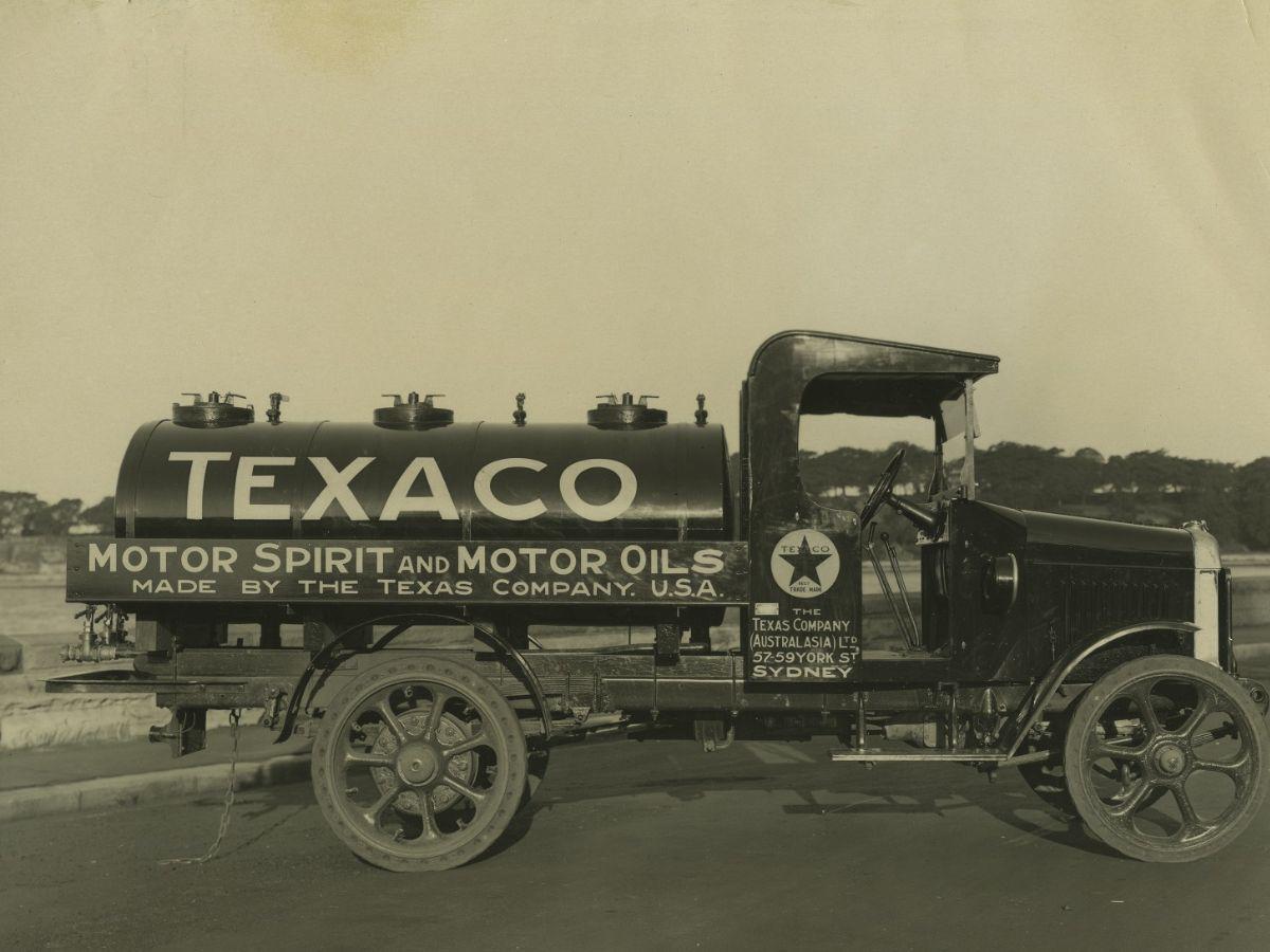 Texaco: 120 años dejando huella en cada kilómetro Texaco: 120 años dejando huella en cada kilómetro