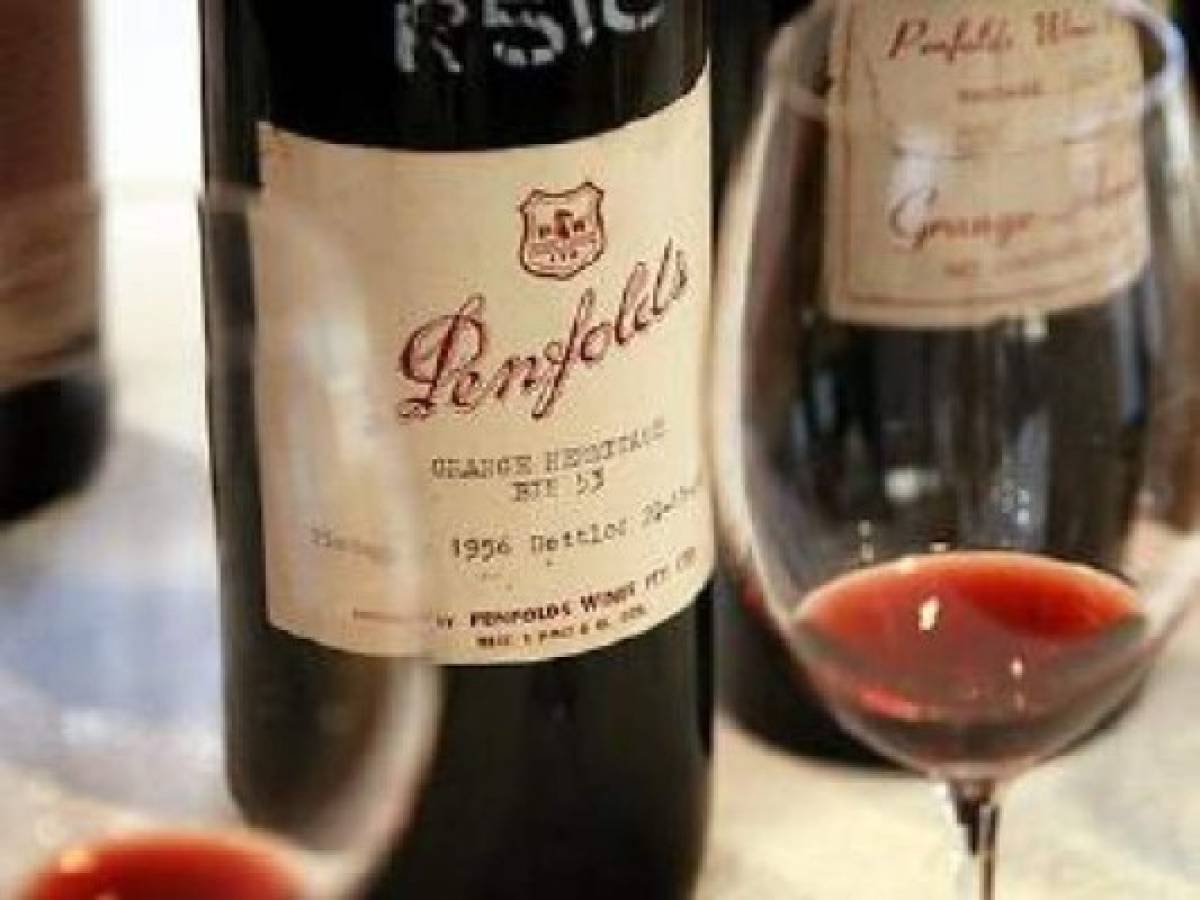 Una botella del vino tinto australiano Penfolds Grange supera los US$41.000