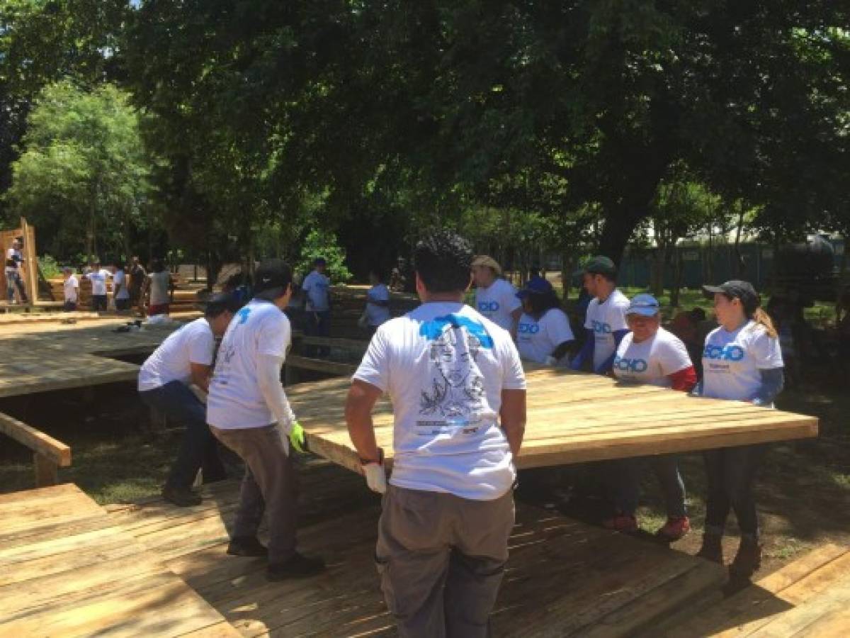 Guatemala: Voluntariado de Walmart finaliza construcción de viviendas temporales