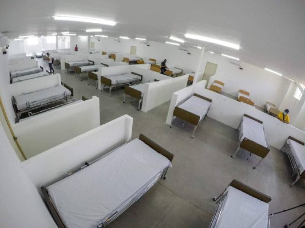 El Salvador: La Curacao entrega camas hospitalarias eléctricas para pacientes de COVID-19