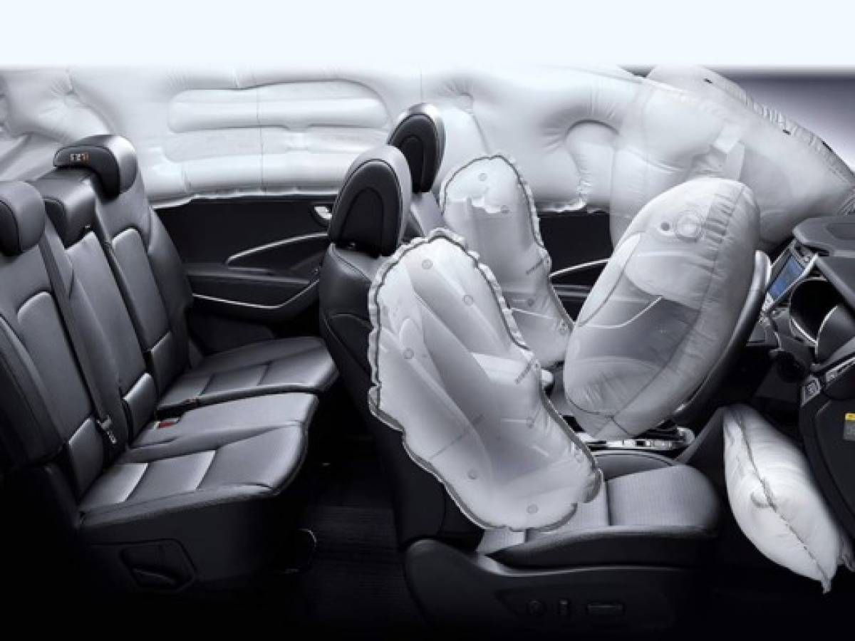 EEUU investiga fallas en airbags de surcoreanas Hyundai y Kia