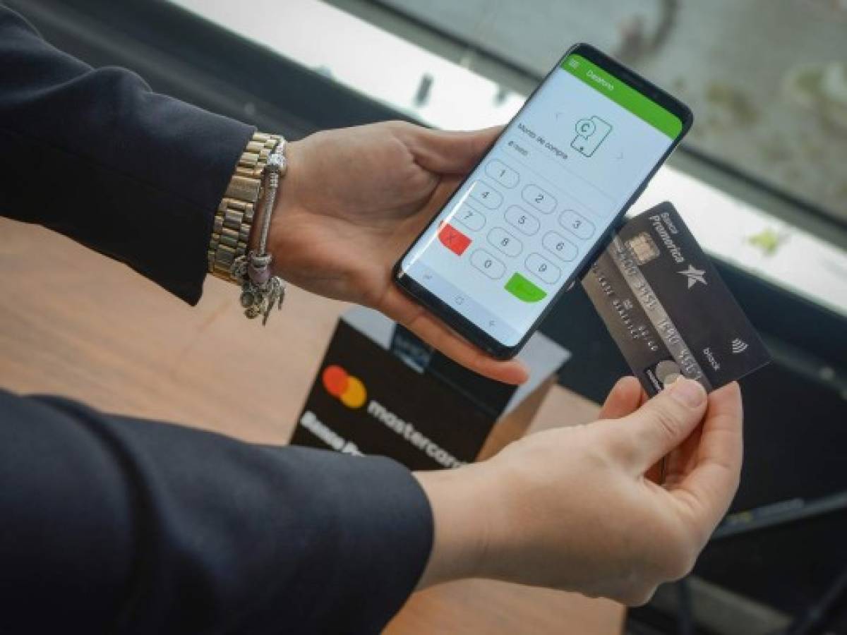 Promerica y Mastercard presentan Tap on Phone, innovador método de pago