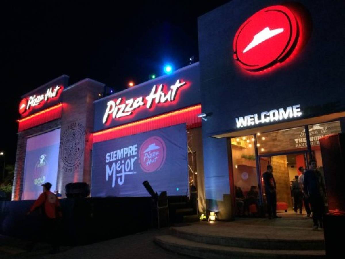 Pizza Hut El Salvador añade tecnología a sus restaurantes