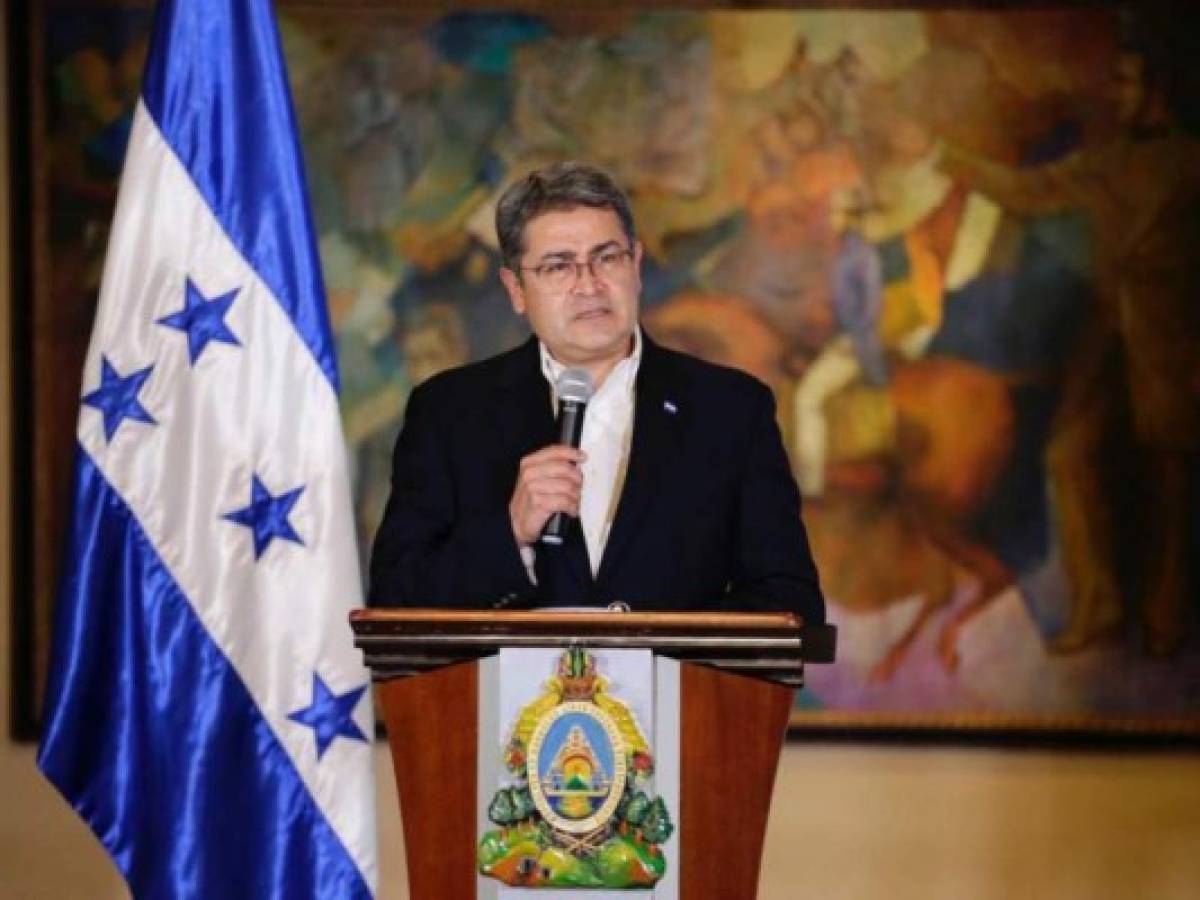 Presidente de Honduras dice que grabaciones de la DEA niegan que sea narcotraficante