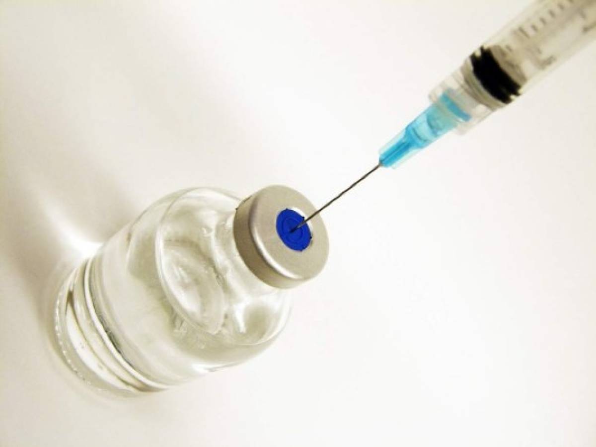 JyJ y Bavarian Nordic inician ensayo de vacuna contra ébola