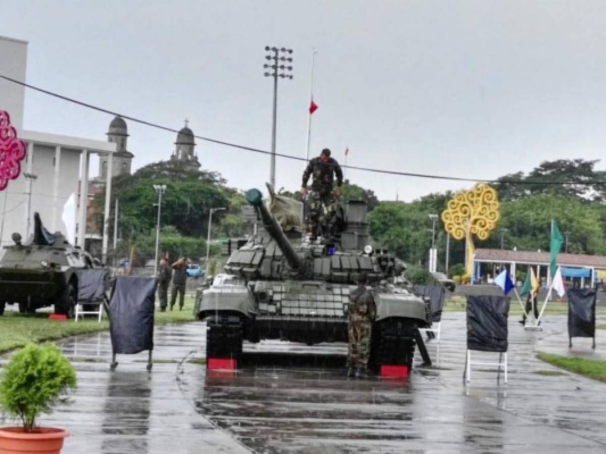Ejército de Nicaragua exhibe tanque ruso, tras meses de especulaciones