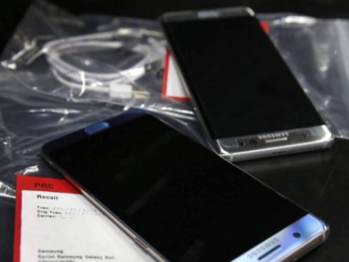 EE.UU. retiró cerca de un millón de teléfonos de Samsung