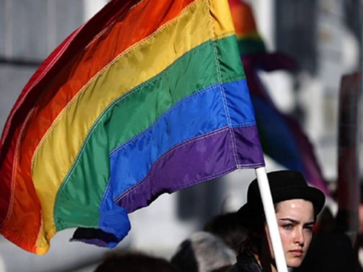 Costa Rica: Gobierno propondrá leyes para uniones gay