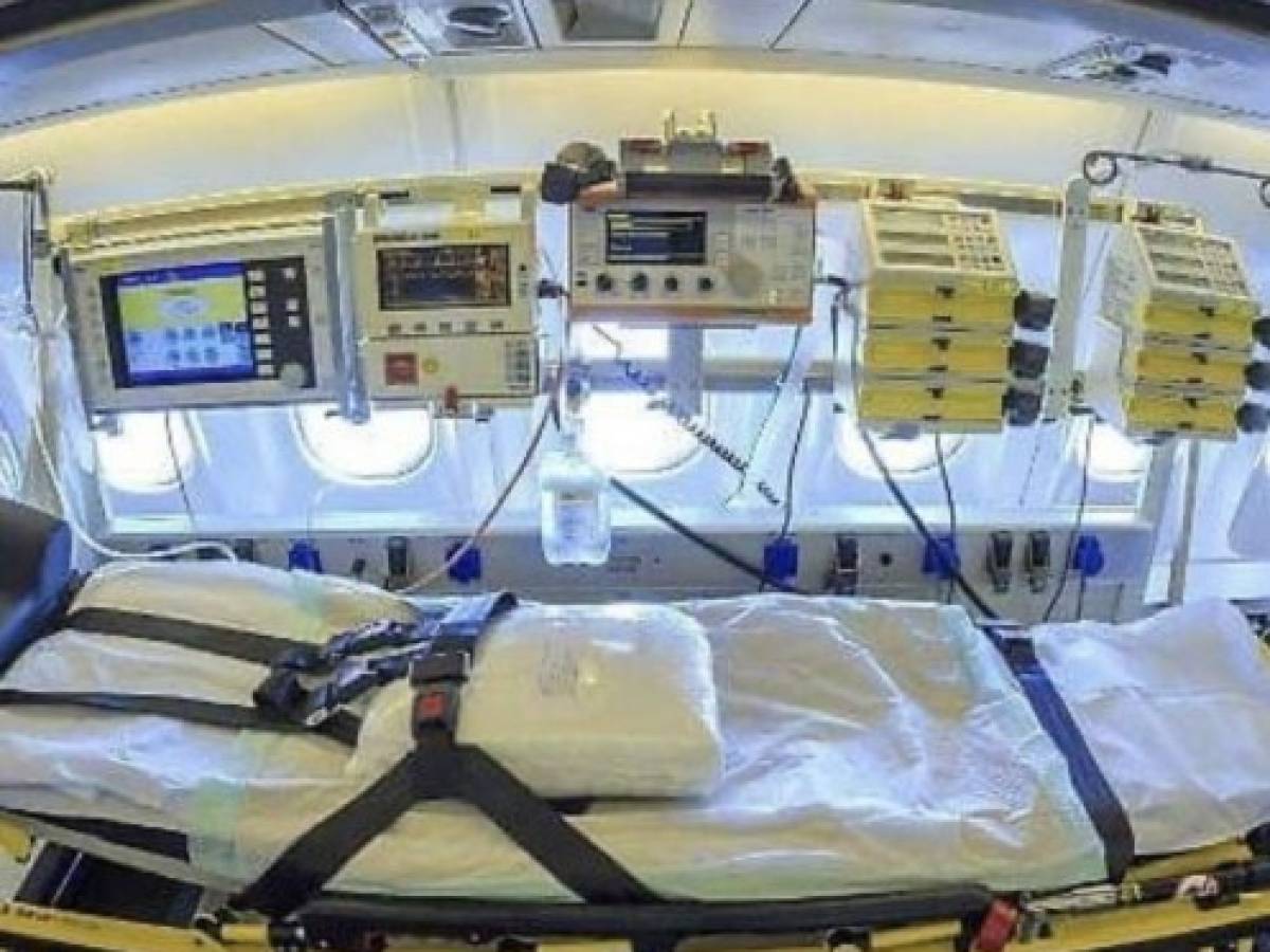Alemania pone en operación avión UCI para trasladar pacientes con coronavirus