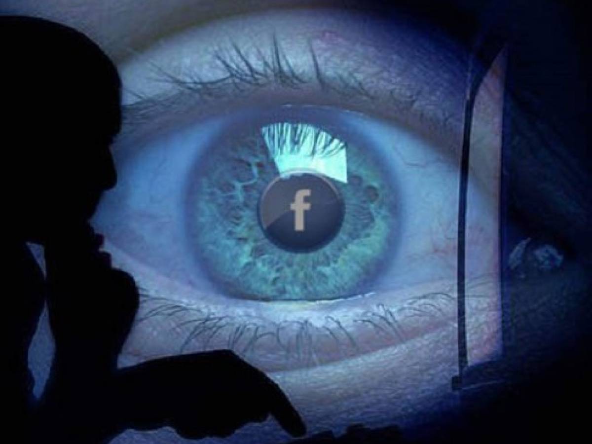 Facebook monitorea tu actividad en Internet y no lo sabías