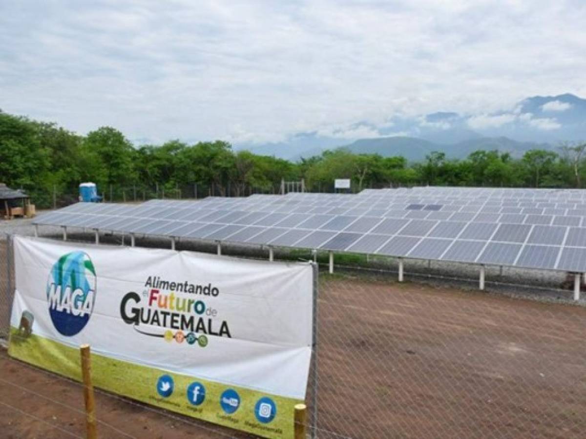 Guatemala tiene sistema de riego único en Centroamérica con paneles solares