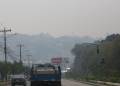 <i>Una densa capa de humo cubre la capital de Honduras, lo que ha elevado las atenciones por problemas respiratorios. Foto: Emilio Flores/El Heraldo</i>