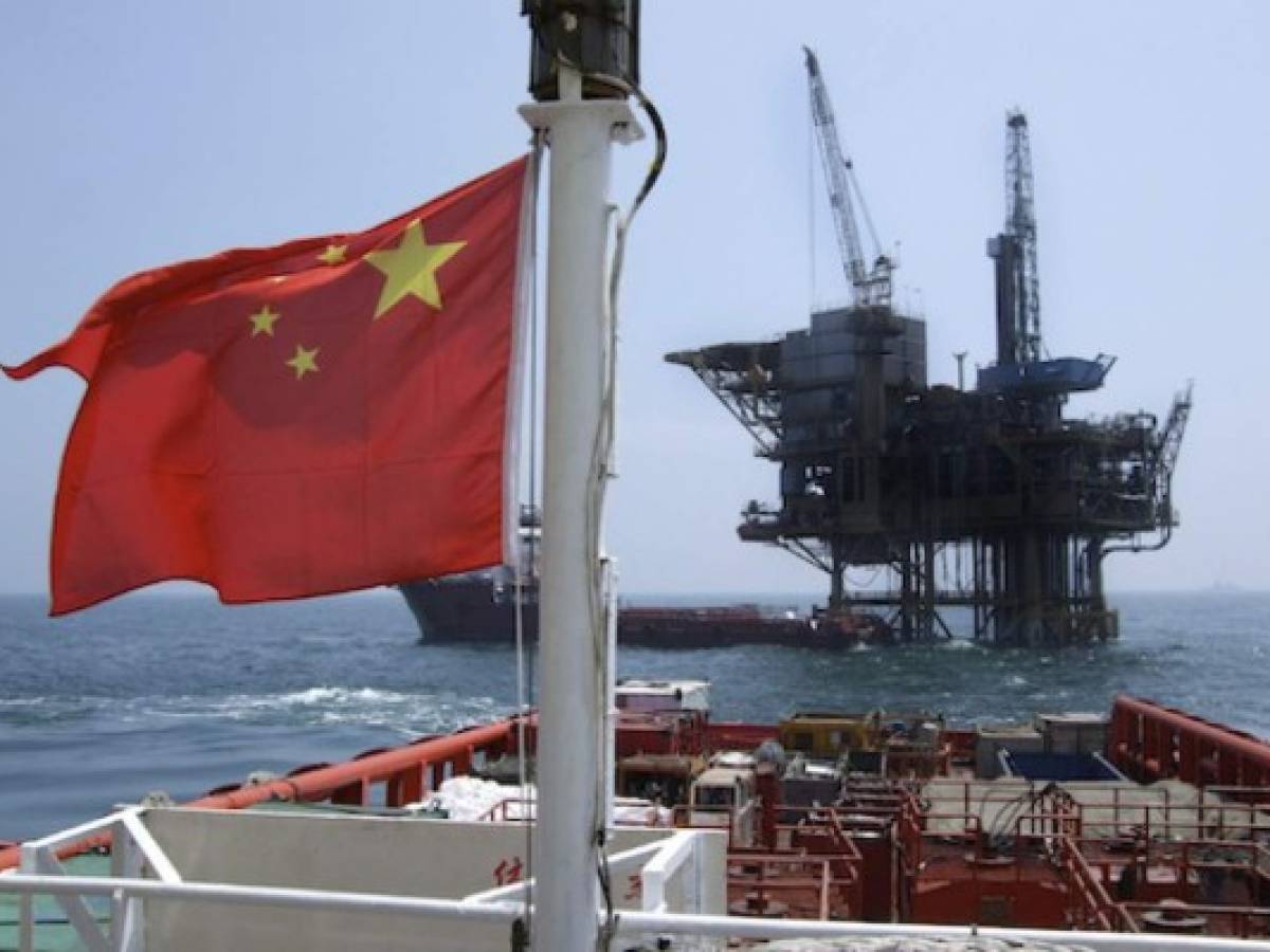 China se convierte en el mayor importador de petróleo del mundo