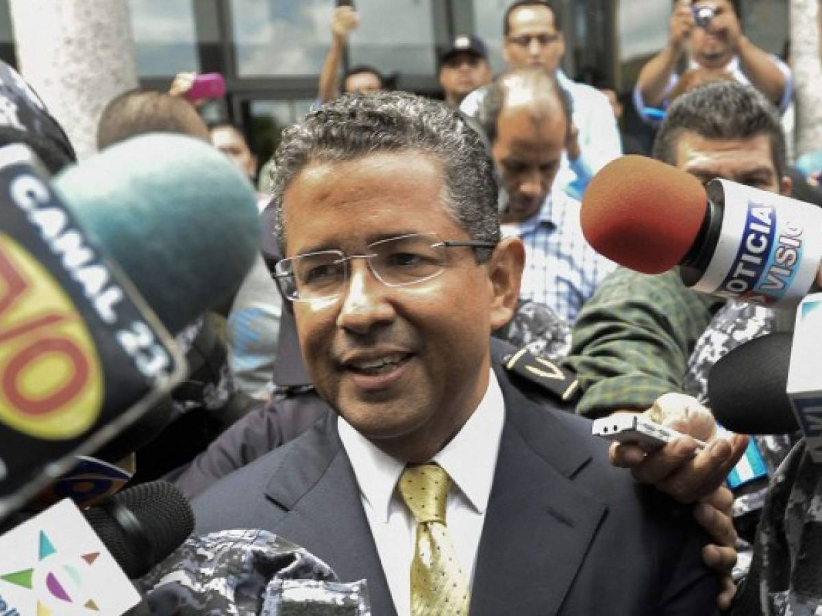 Expresidente salvadoreño Flores sí irá a prisión