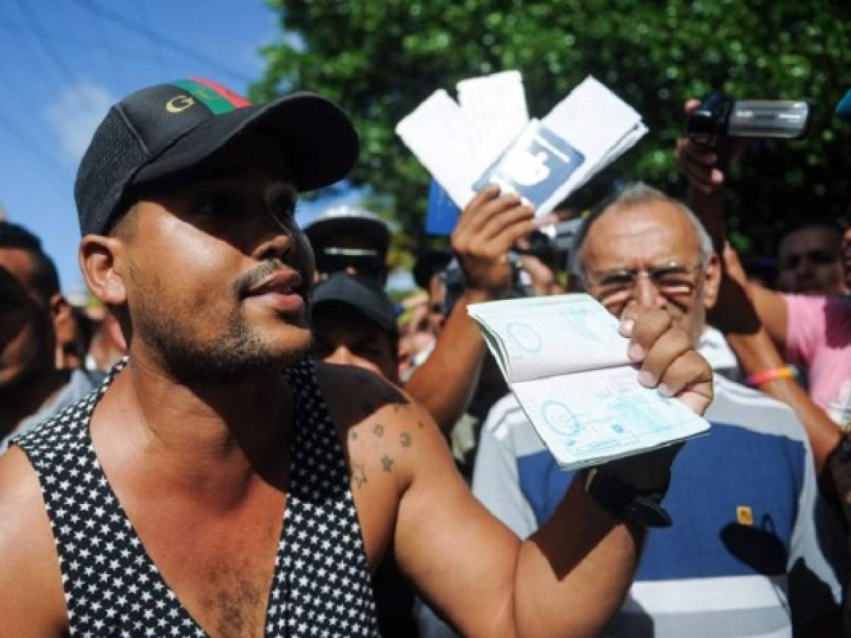 Cubanos enojados protestan en La Habana tras imposición de visa a Ecuador