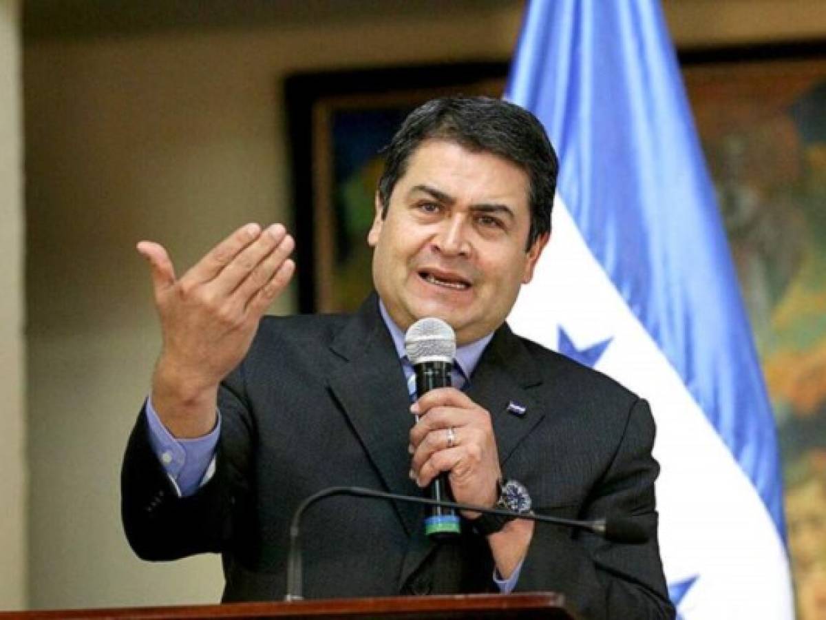 Los 'indignados' están siendo utilizados, afirma presidente de Honduras