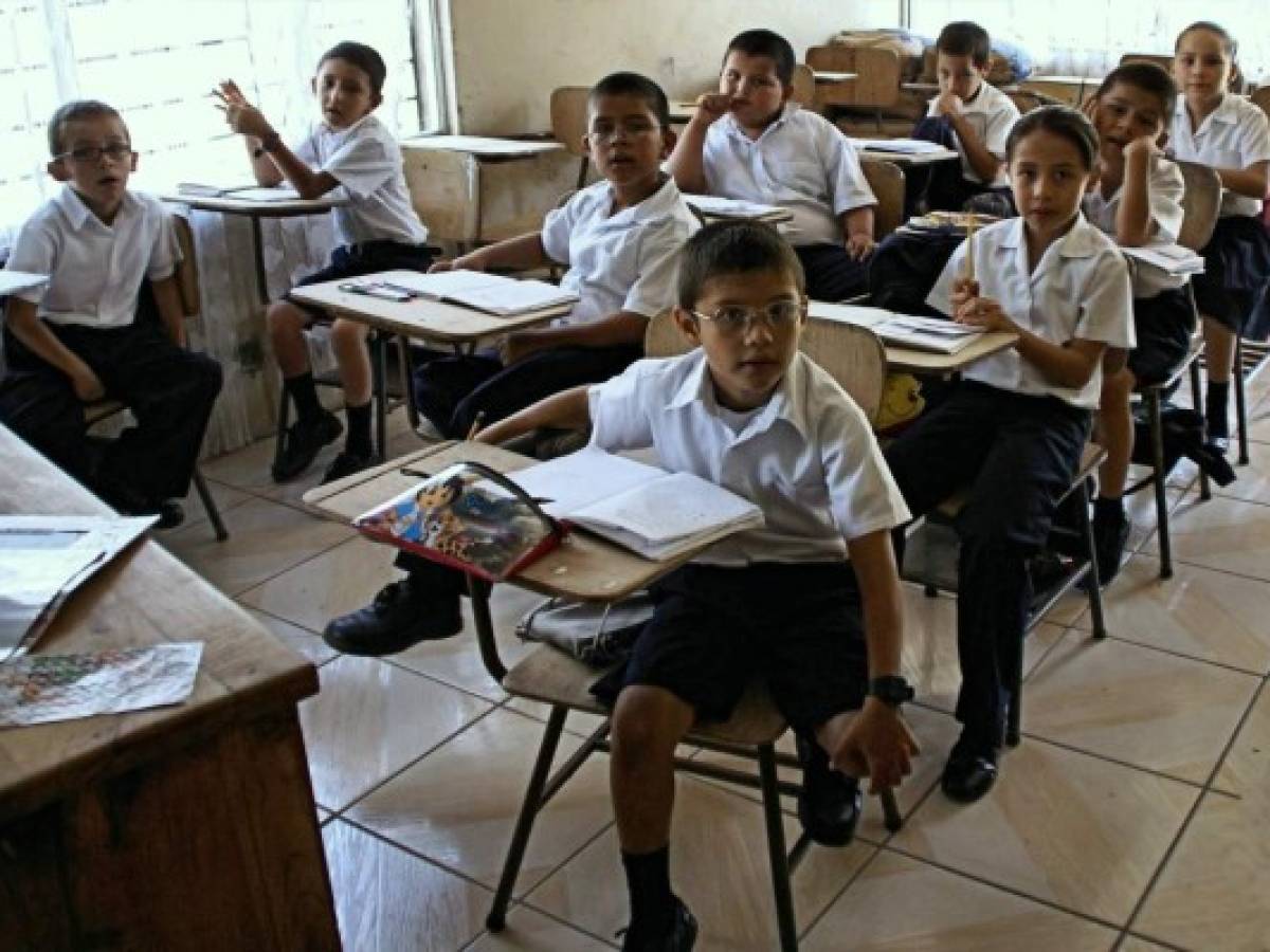 Por qué cantan el himno de Nicaragua en escuelas de Costa Rica