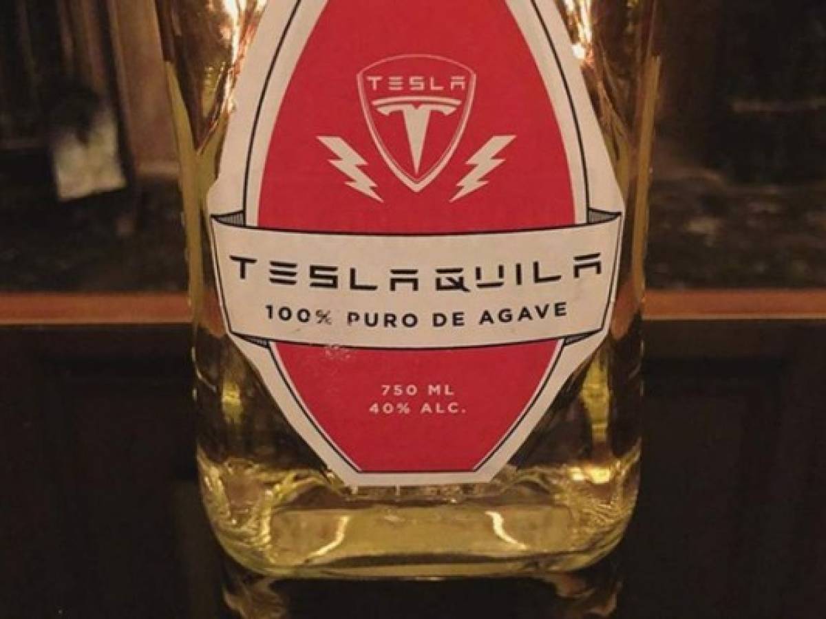 ¿Elon Musk lanzará su botella de tequila?