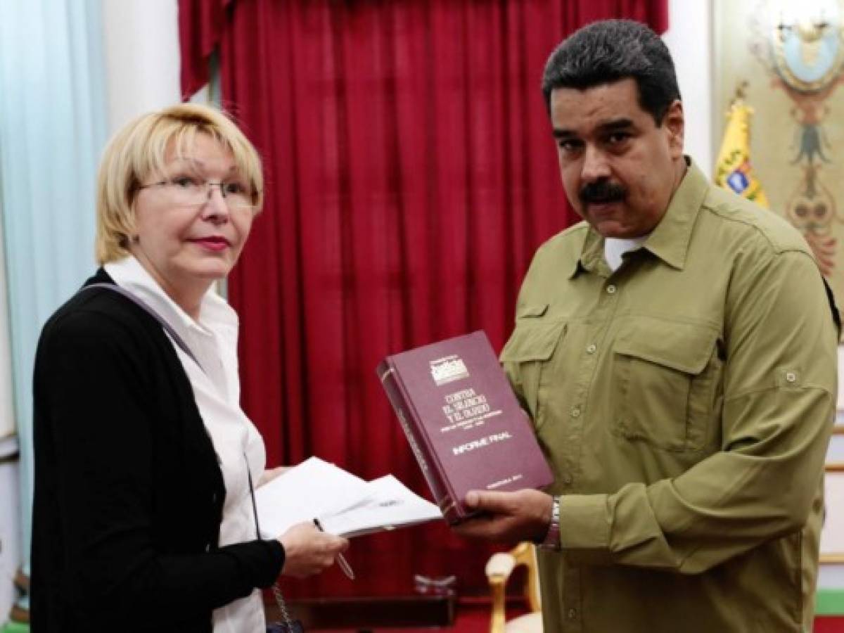 Fiscal venezolana desafía a Maduro: 'Me mantendré en mi cargo'