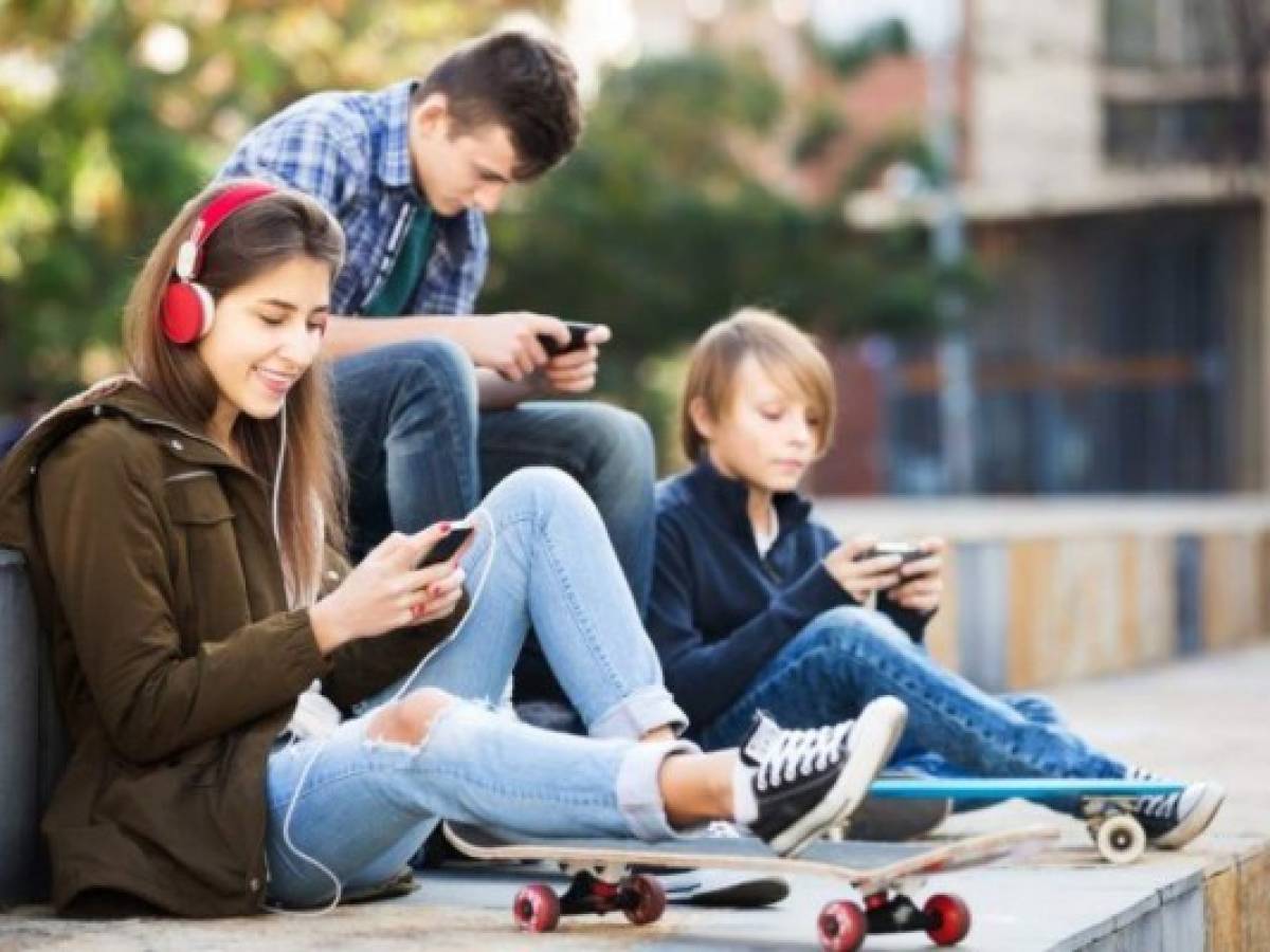Generación Z: El efecto en la productividad laboral de una generación adicta al smartphone