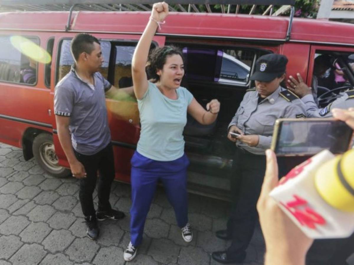 Nicaragua: Gobierno envía a arresto domiciliario a 100 opositores detenidos