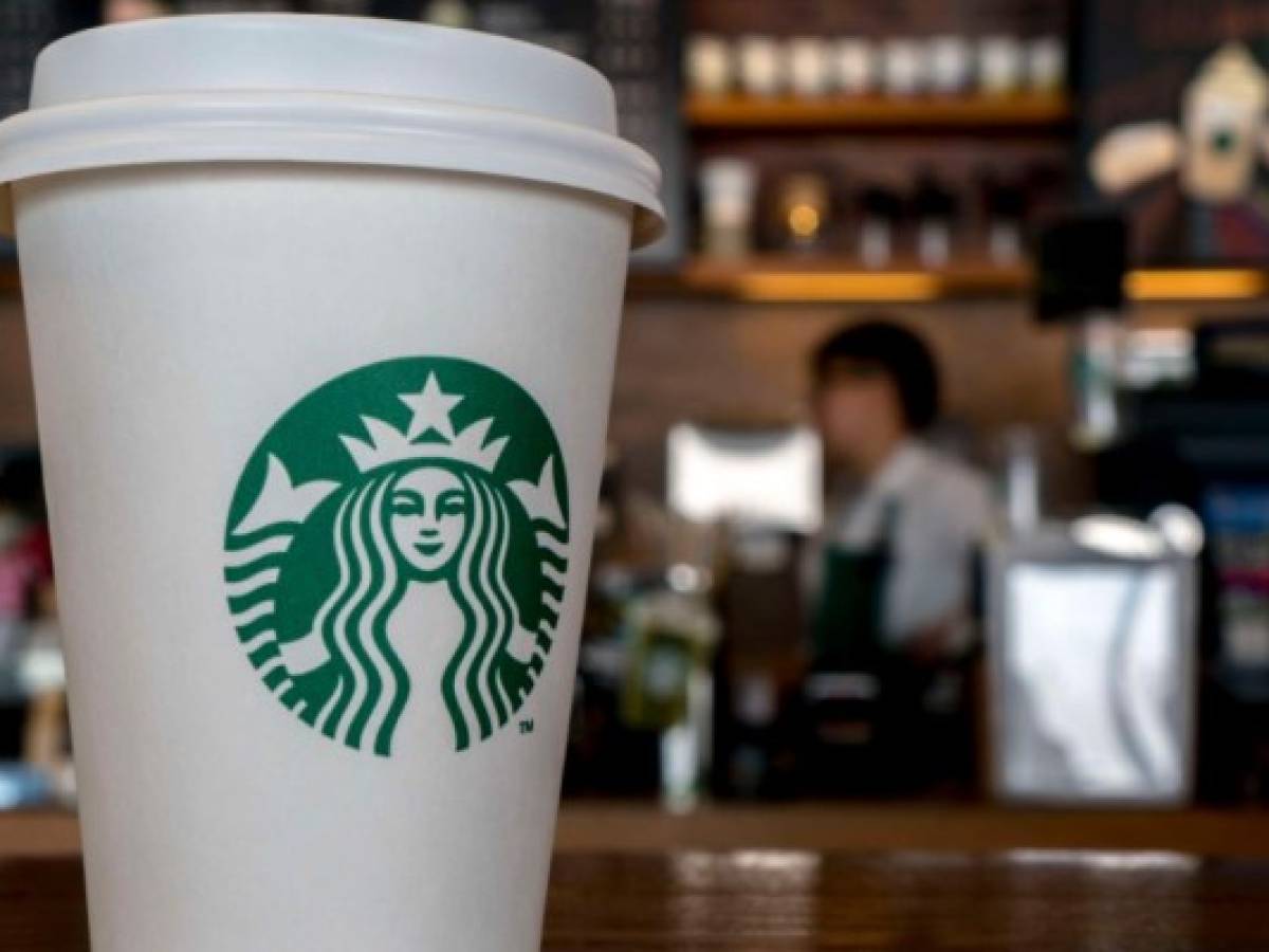 Starbucks cierra su tienda en línea en EEUU