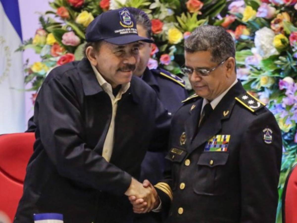 Nicaragua: Daniel Ortega entrega mando de Policía a su consuegro