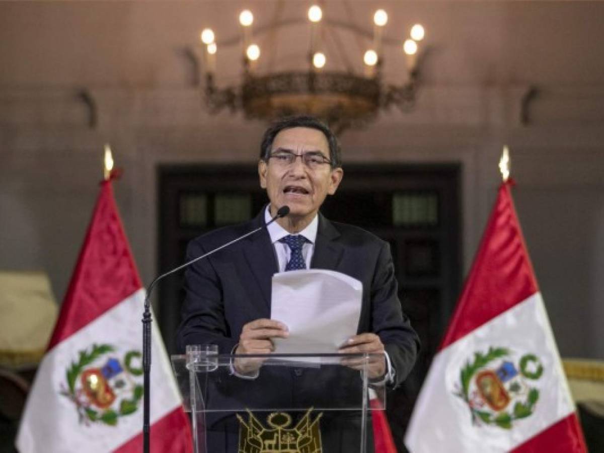 Perú: Presidente Vizcarra se afianza en el cargo tras la renuncia de la vicepresidenta