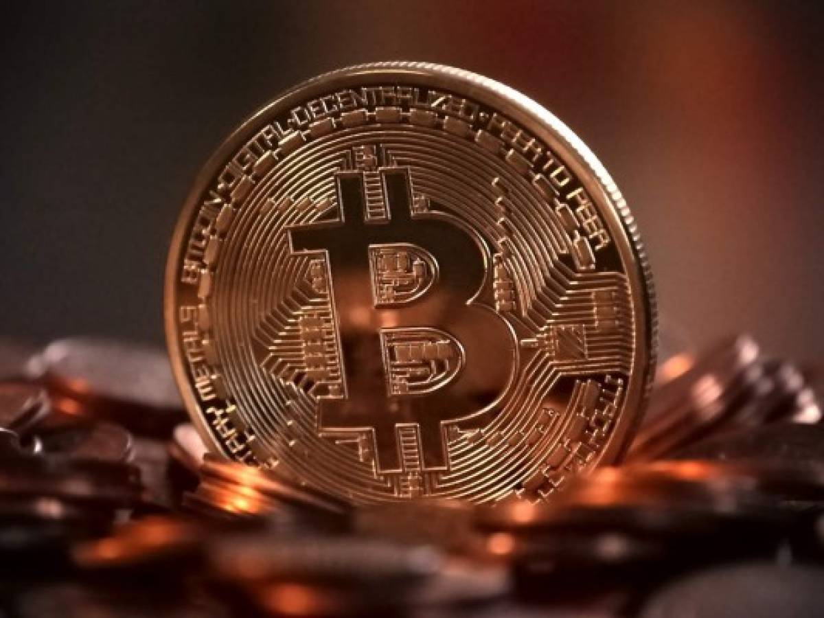 Tres claves para entender el descalabro del bitcoin