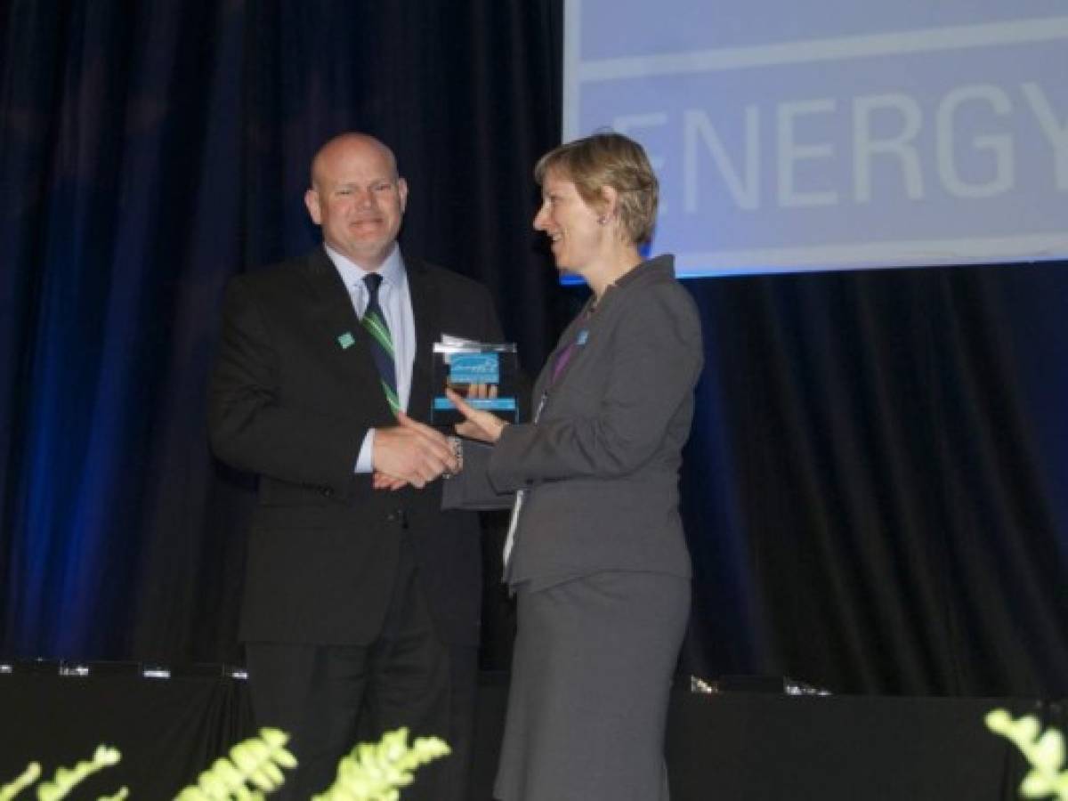 HanesBrands gana premio Estrella de la Energía