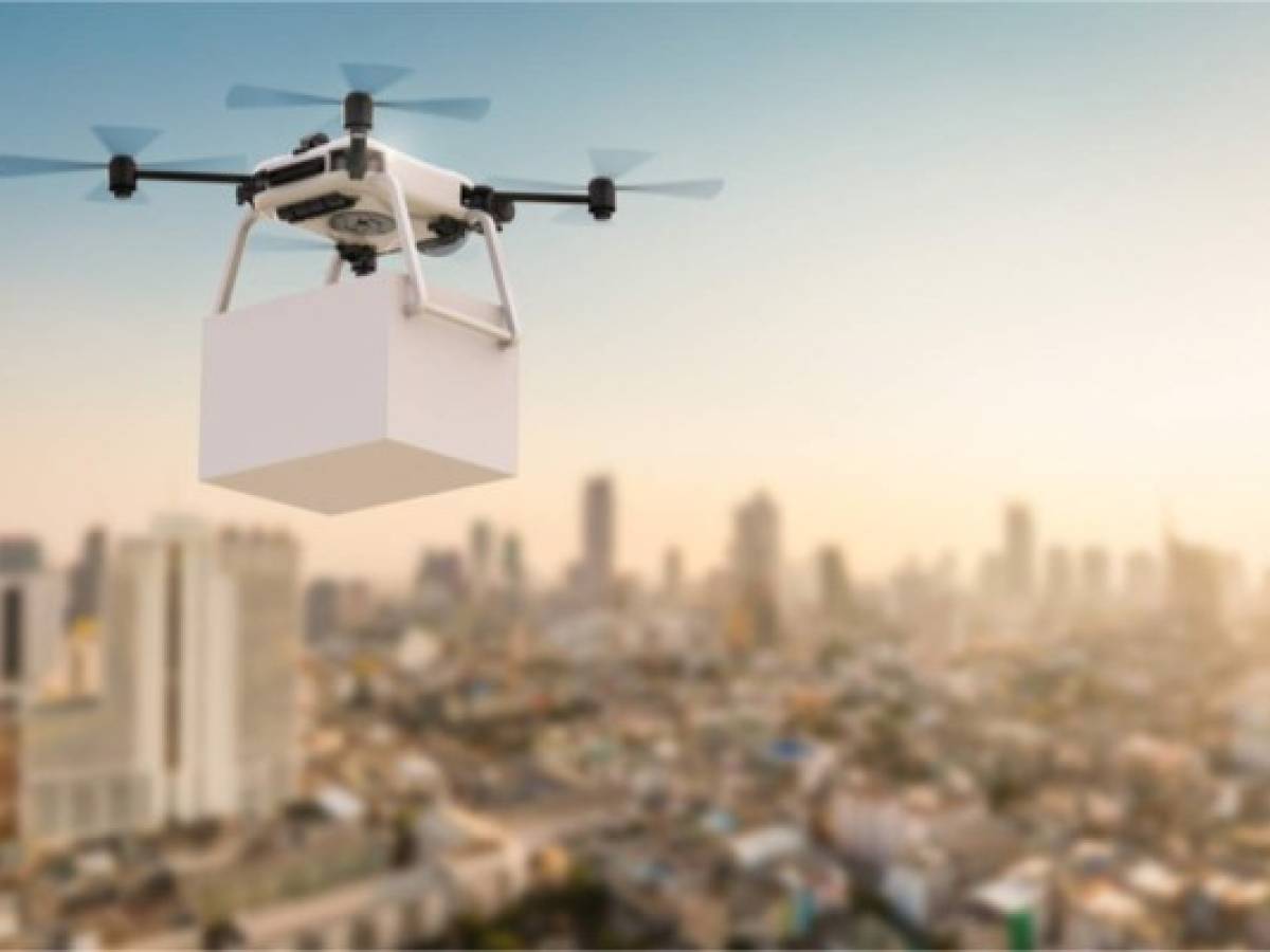 Uber repartirá comida con drones y presentó nuevo vehículo autónomo