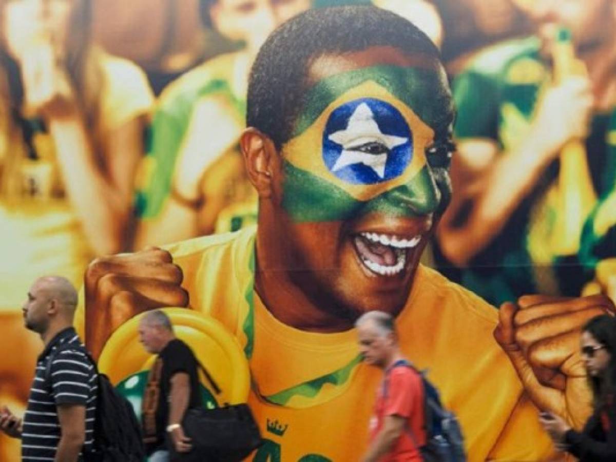 Llegó la hora: comienza el Mundial; el mundo mira hacia Brasil
